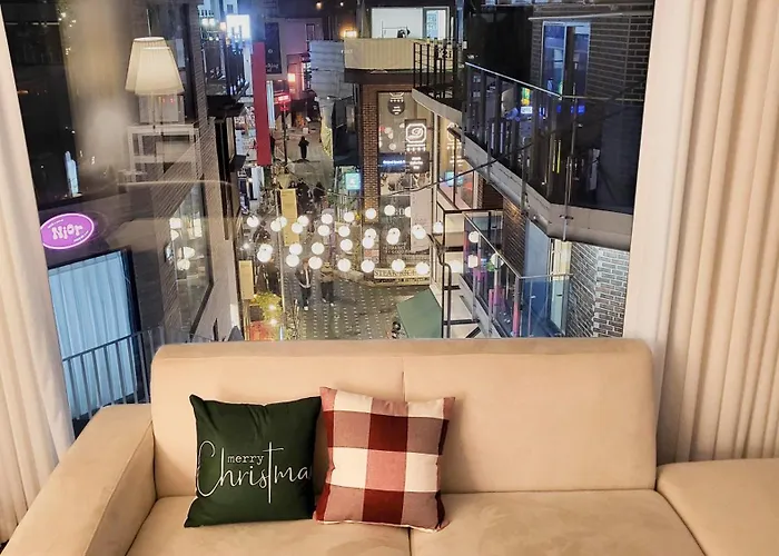 홍대 연남동 루프탑테라스 D'enough House * 서울특별시